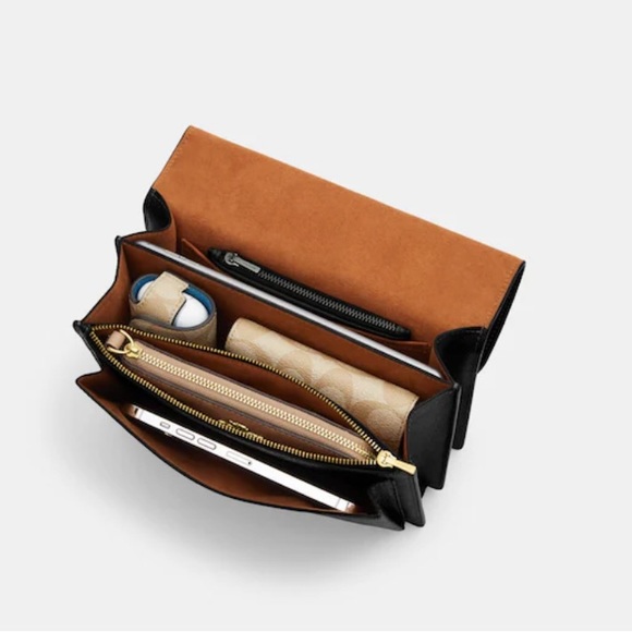 COACH Klare Crossbody In Signature Canvas With Rivets No. 90400 - Picture 3 of 17